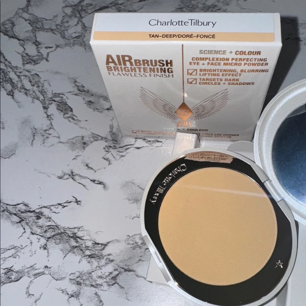 NWT Charlotte Tilbury brightening finishing powder: tan deep Never used